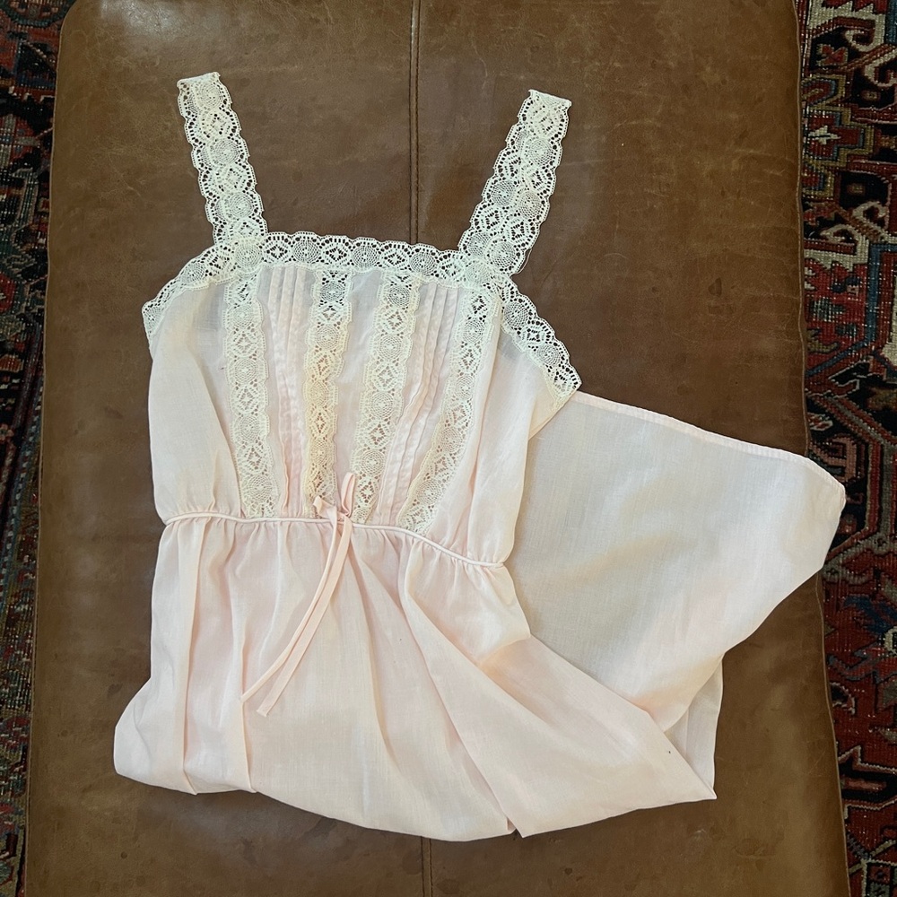 Vintage made in California Dena Baby pink lace babydoll dress